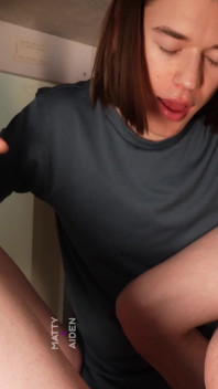 Twink Friends Had a Coffee Break and It Turned Into the Blowjob Under Table
