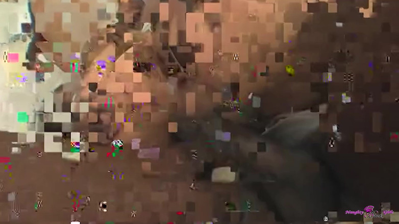 Naughty Black Girls: Ta biała laska jest dobra tylko do ostrych sesji z...