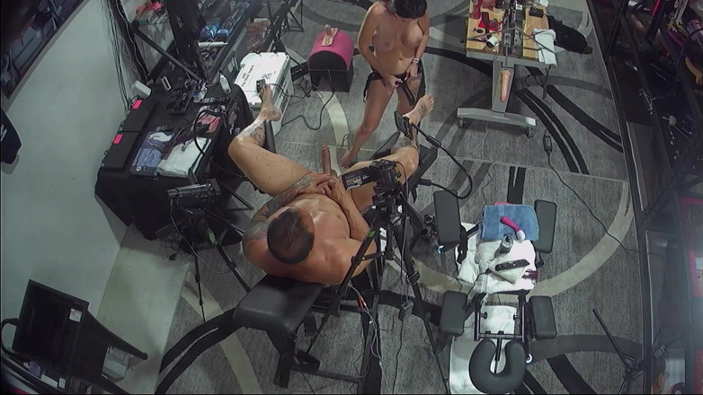 There is no safeword: 이야기 스트랩 - 매일 페깅 일 90 나는 정액 7 POV의 4K에 대한 그의 최선의 관심에 그를 설득.