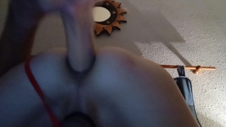 Ratapcxsumi: On all fours fucking my anus