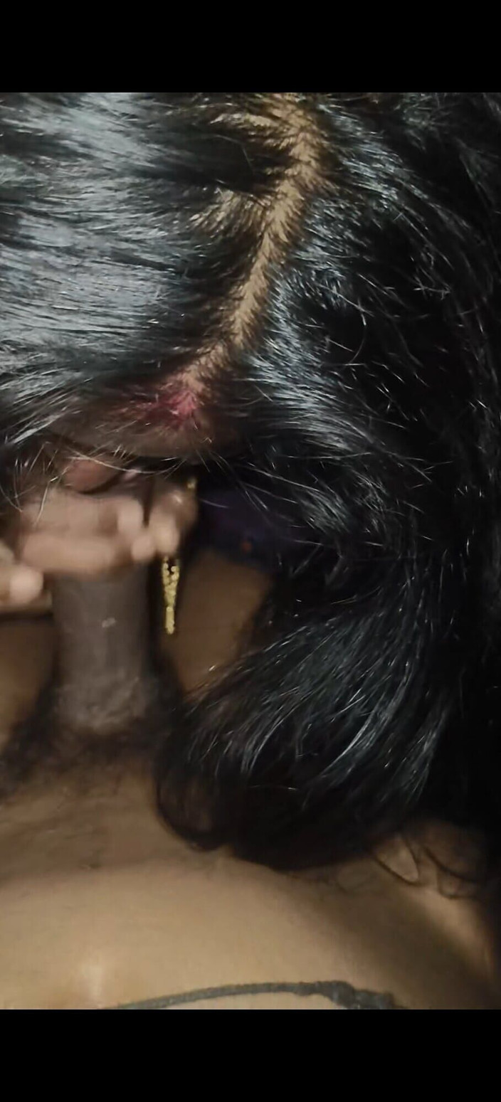 X videos: Desi stepsister sucking stepbrothers cock