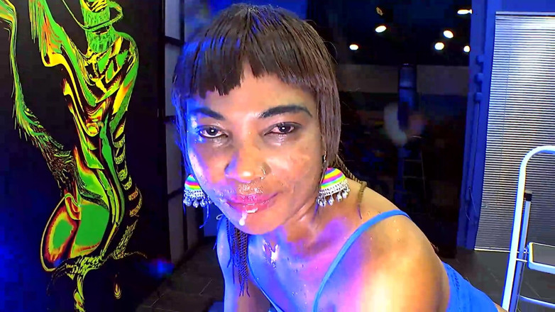 DEUTSCHLAN PORNO XXX: Si jalang kencing dipenuhi mulut dan dikongkek keras