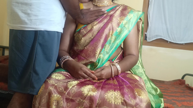 Inba: New Married Women Showing Her Cute Structure 3