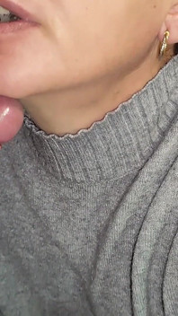 Hot Amateur Wife Blowjob with Cum in Mouth