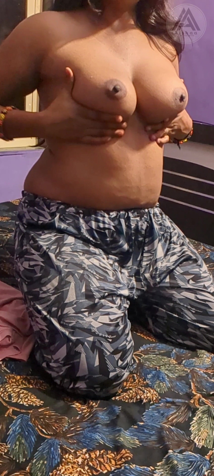 CharlieAishaa: Isteri India Aishaa hampir ditangkap semasa berseronok dengan orang asing