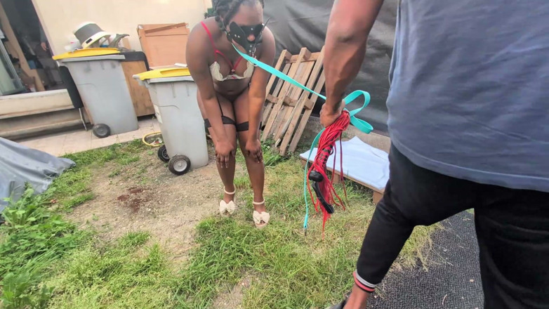 BDSM and co: Spanking and Domination for a Submissive Black Woman