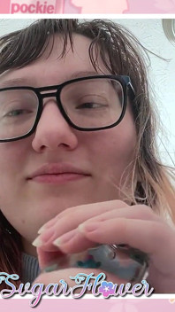 förstapersonsvy: Jag krymper dig för att vara min leksak för alltid