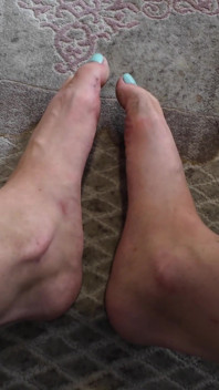 Close up Feet Fetish: Painted Toes and Dirty Soles