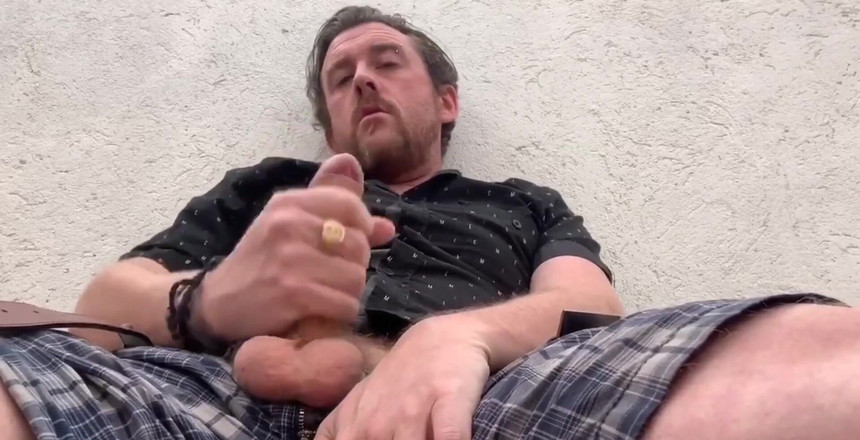 Dirty Talking Guy: 在户外激情高潮