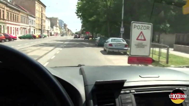 123XXX - Fucked Amateurs in Germany!: Ateşli sarışın bir sürtüğün nemli amcığıyla taksi ücretini ödemesi gerekiyor