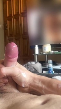 Virgin squirta estremamente al rallentatore