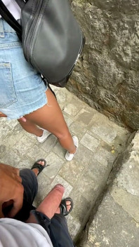 Karadağ'da merdivenlerde sikişirken neredeyse yakalanıyordum