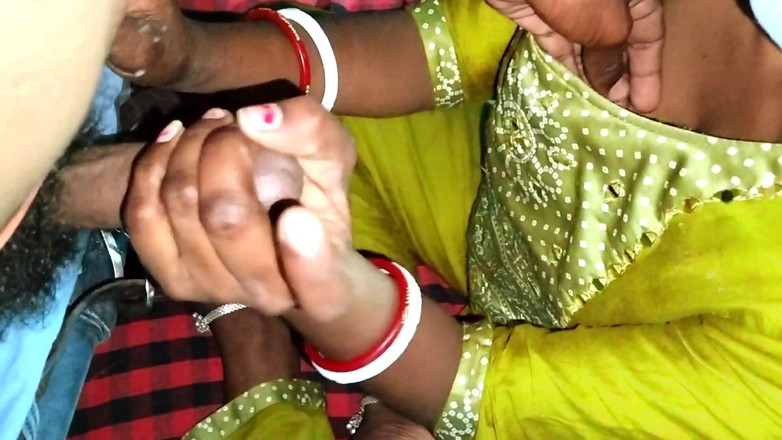 Sexy_Sali: Die Schwägerin rief ihren Schwager und gab ihm Oralsex im...