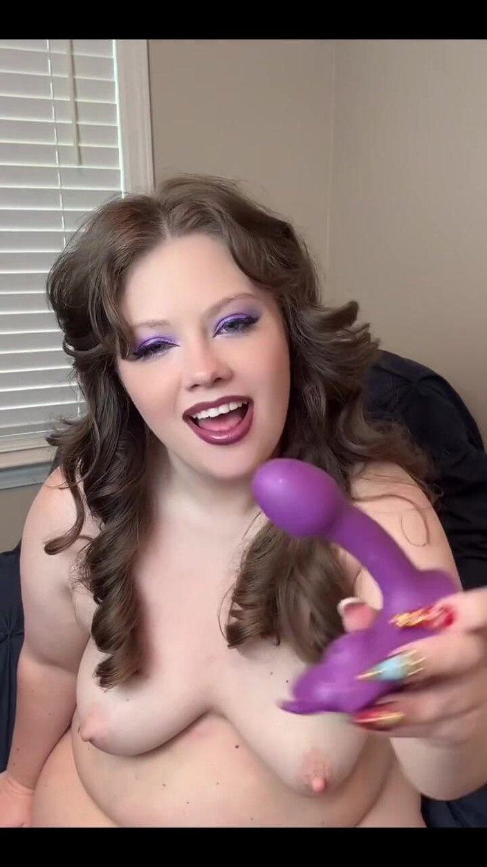 Dirtysecret: Pretty in Purple and Puddles