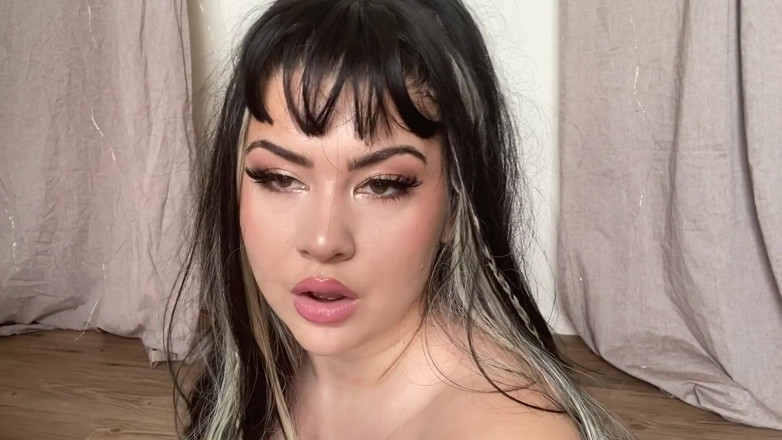 Ariana Faye: Seducing Stepdaddy ass to mouth