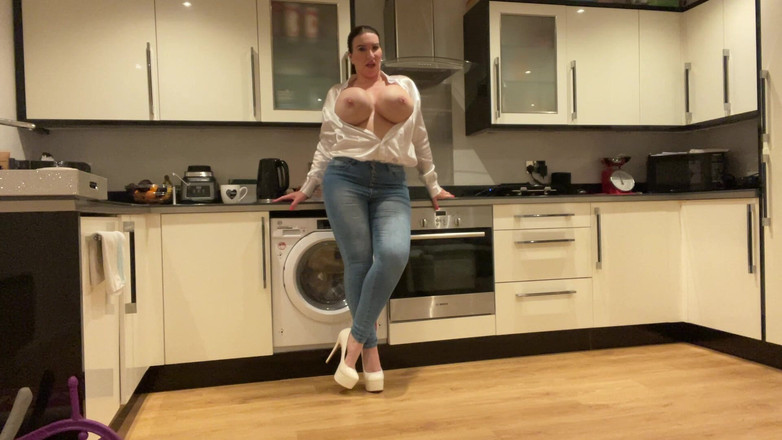 Sophie James: Dżinsy Dzień do pracy Duży tyłek satynowy sekretarz JOI