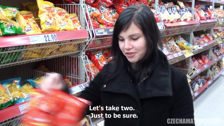 CzechAmateurs: Amateurs tchèques, 70 étudiants baisent en public