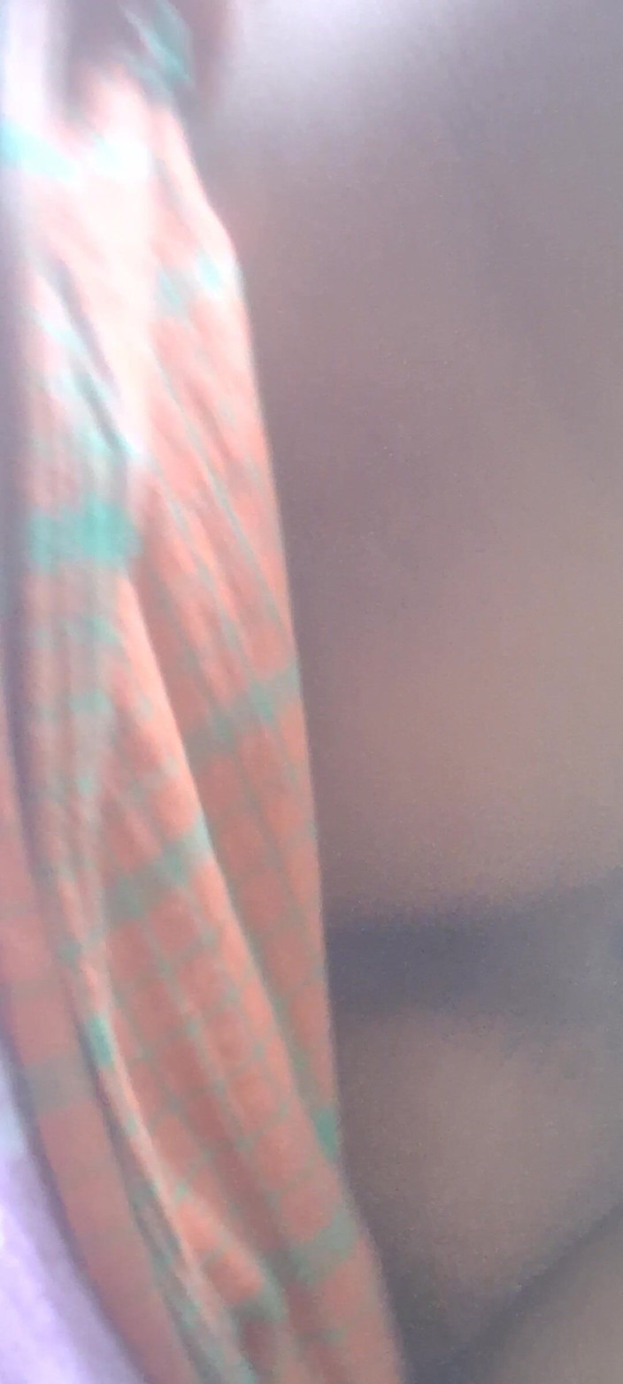 Localsexlove011: Desi Assam Bhabi Show Hairy Pussy Boobs and Fingering