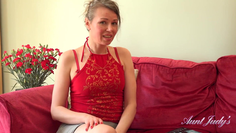 Aunt Judy's: Natural fullbush MILF Alexia (JOI)