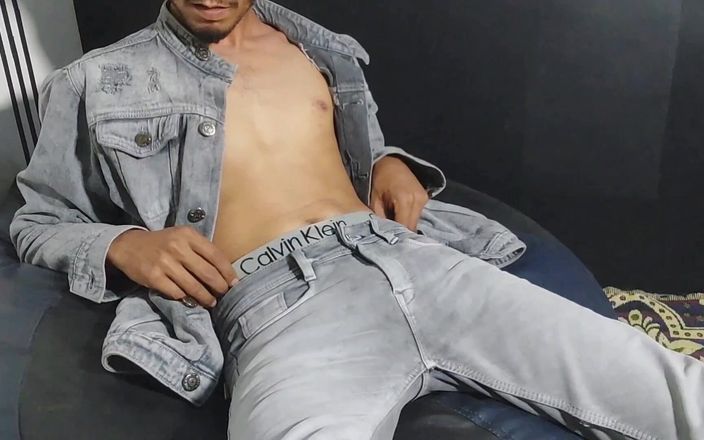 Secret_x_boy: Il ragazzo più caldo indiano con un grosso cazzo
