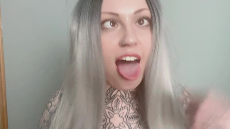 Miss Valentina: La regina di Ahegao