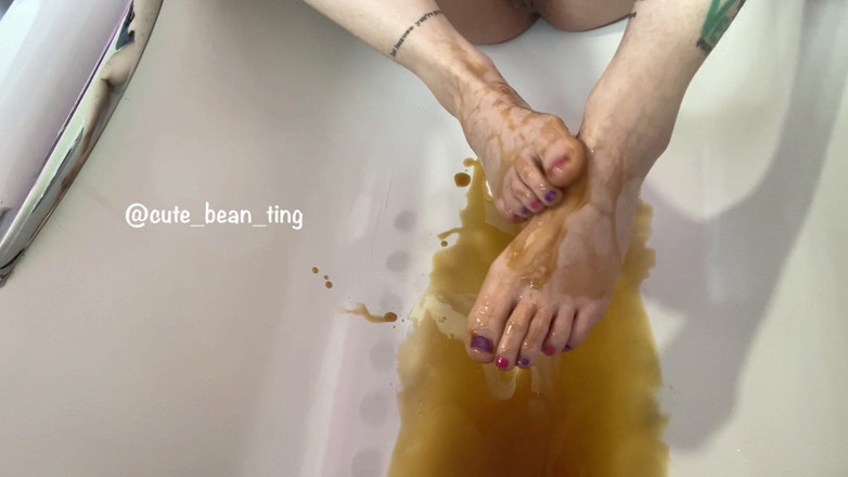 Alice Bean: Syrup on My Feets