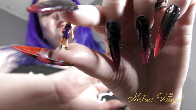 Mxtress Valleycat: Ich bin auf dich zerquetscht