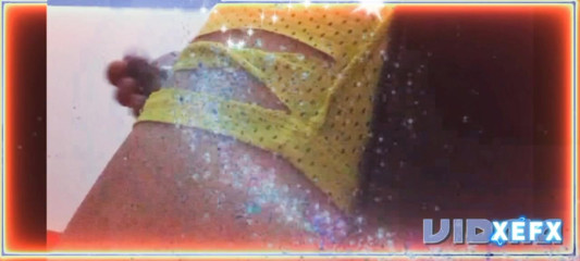 Laratransexualbarcel: Masturbation Latina Transexual Milk