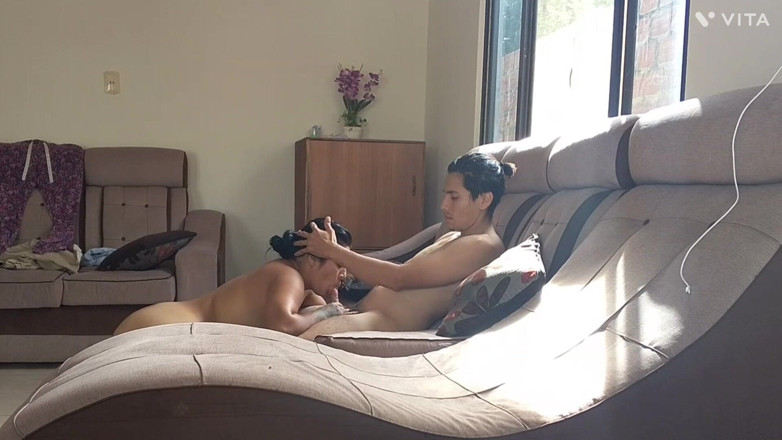 Kamila6922: Sudut pandangan pertama dengan si rambut coklat Brazil yang cantik