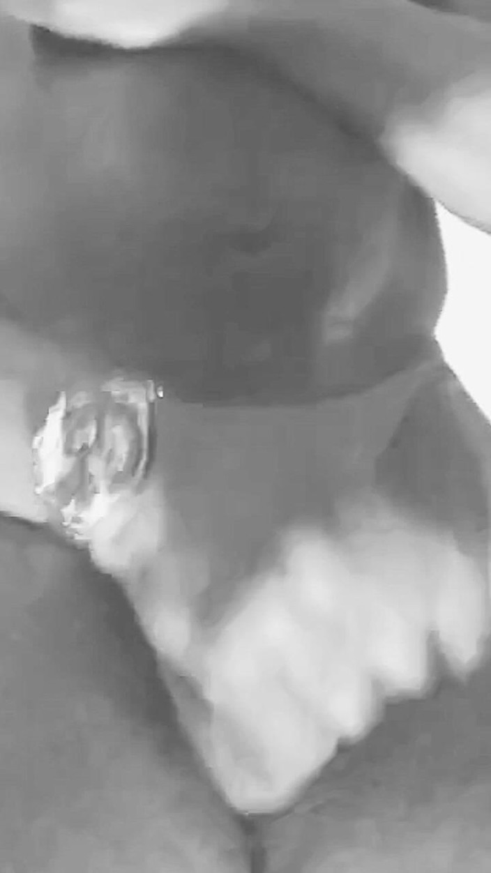 Black mature kinky muscle: Il papà muscoloso bianco e nero arriva al culmine e...