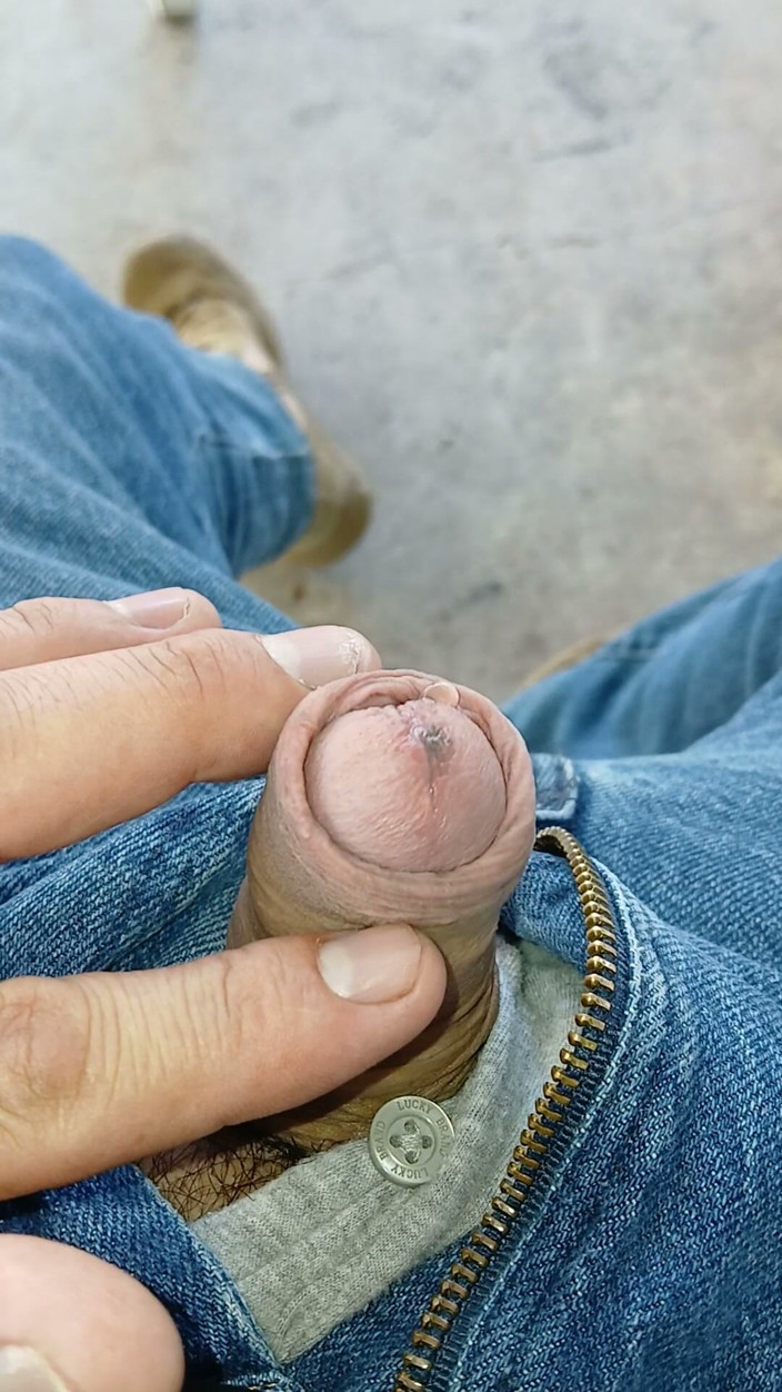 VERGA CON LUNAR: Big Dick and Precum