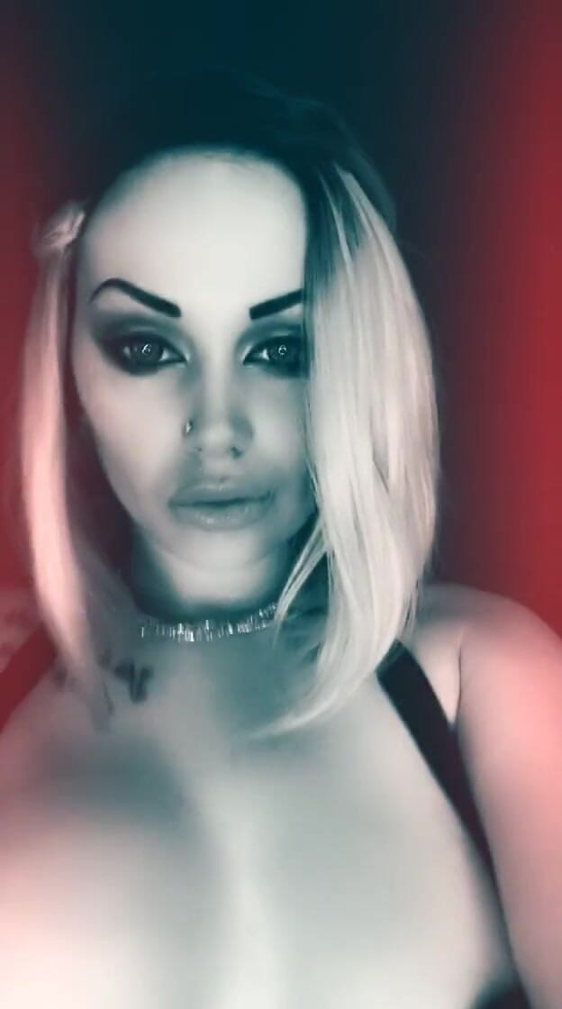 Goddess Misha Goldy: 내 짧은 짧은 비디오