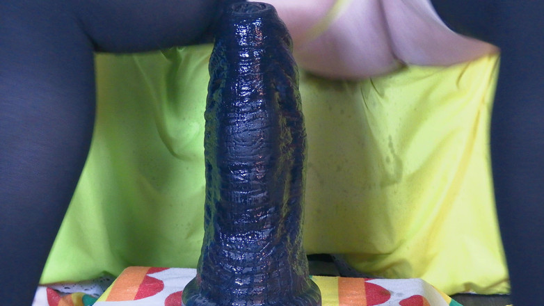 DaddyBigToys: 내 몸을 매우 넓고 깊게 뻗은 다음 장난감을 진동