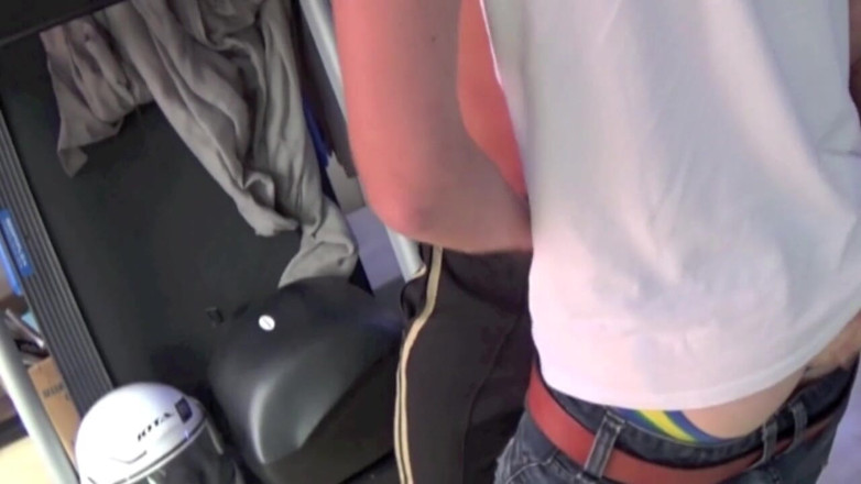 FIRST SEX EXPERIENCE WITH BOY: Mike sexy straight fucked by gay