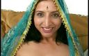 Indian Goddesses: Genç Hintli piliç kanepede grup seks yapıyor