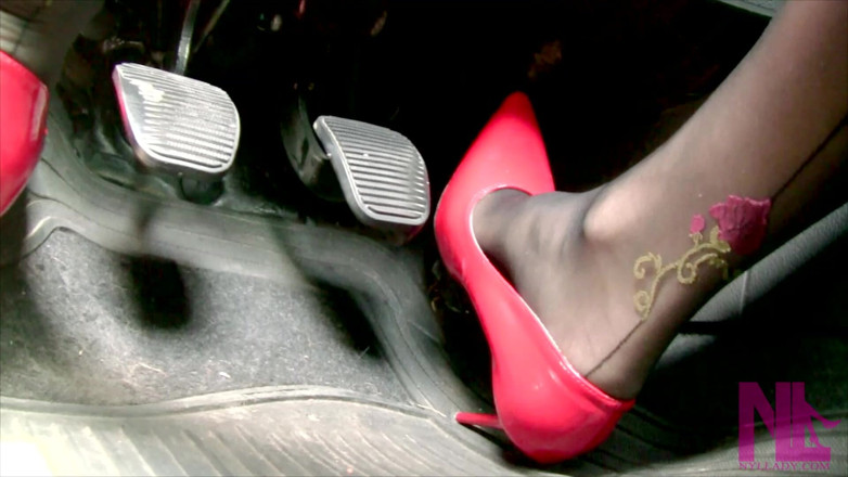 Nyllady: Driving in Scarlet Patent Pumps and Phillipe Matignone Rosed Stockings