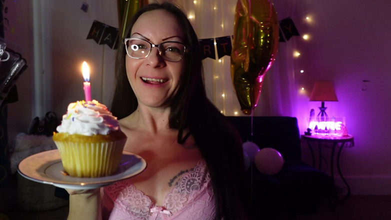 Raven Willow: Kaarslicht &amp; cupcake verlangens