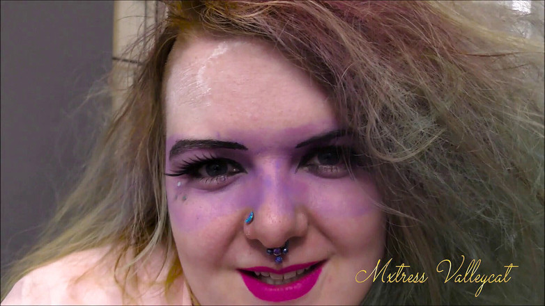 Mxtress Valleycat: 私の顔にきれいなものを手に入れてください
