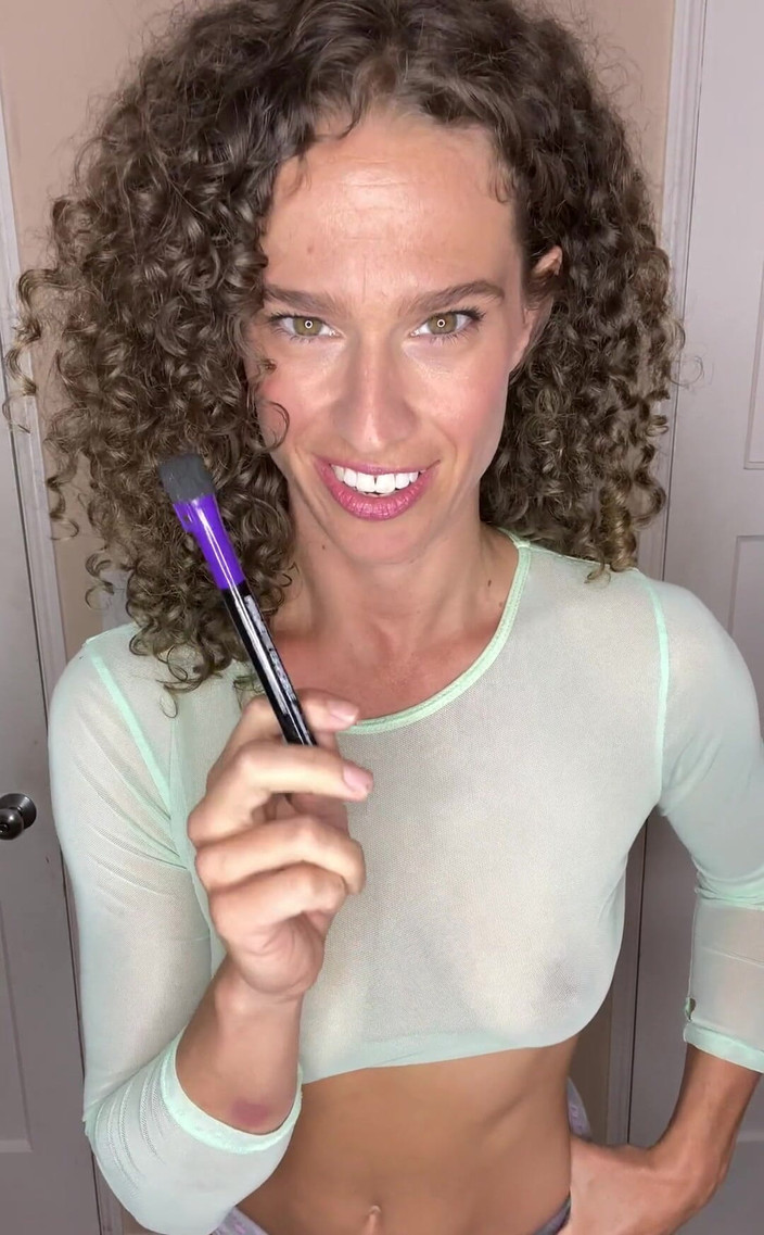 VibeWithMommy: Versiune evaluată X a ceea ce femeile doresc! Sunt aici...