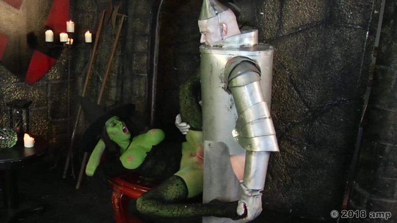 Adventures In Pornland: Not the Wizard of Oz XXX - S6 - Brandy Aniston, DickChibbler,...