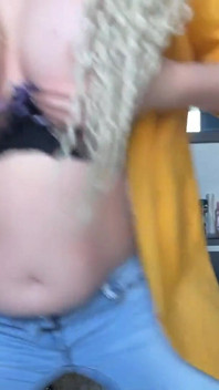 Smoking & tits JOI (ali custom).mp4