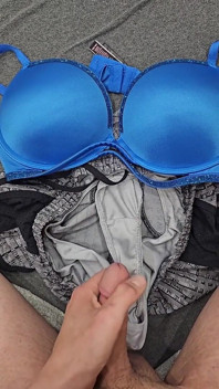 Cum on Step Sis Shorts and Bra That I Found in Her Hamper