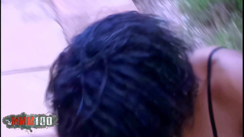 MMM100: Séance photo avec Shania dans une piscine abandonnée avec Shania,...