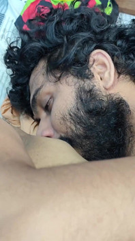 voetenmassage met tieten zuigen