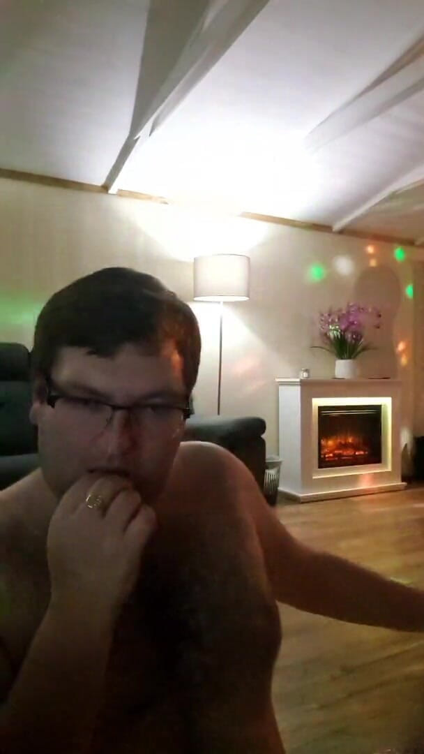 brummieboi89: Băiatul tatălui vitreg în casa video de vară