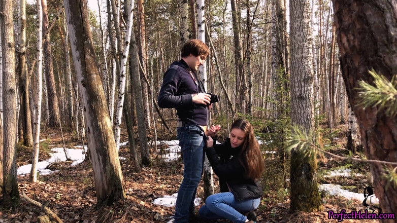 PerfectHelen: Student blowjob and fucking with a photographer in the forest