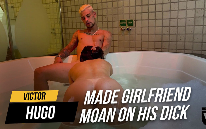 VictorHugo: Kız arkadaşını sikinin üzerinde inletiyor