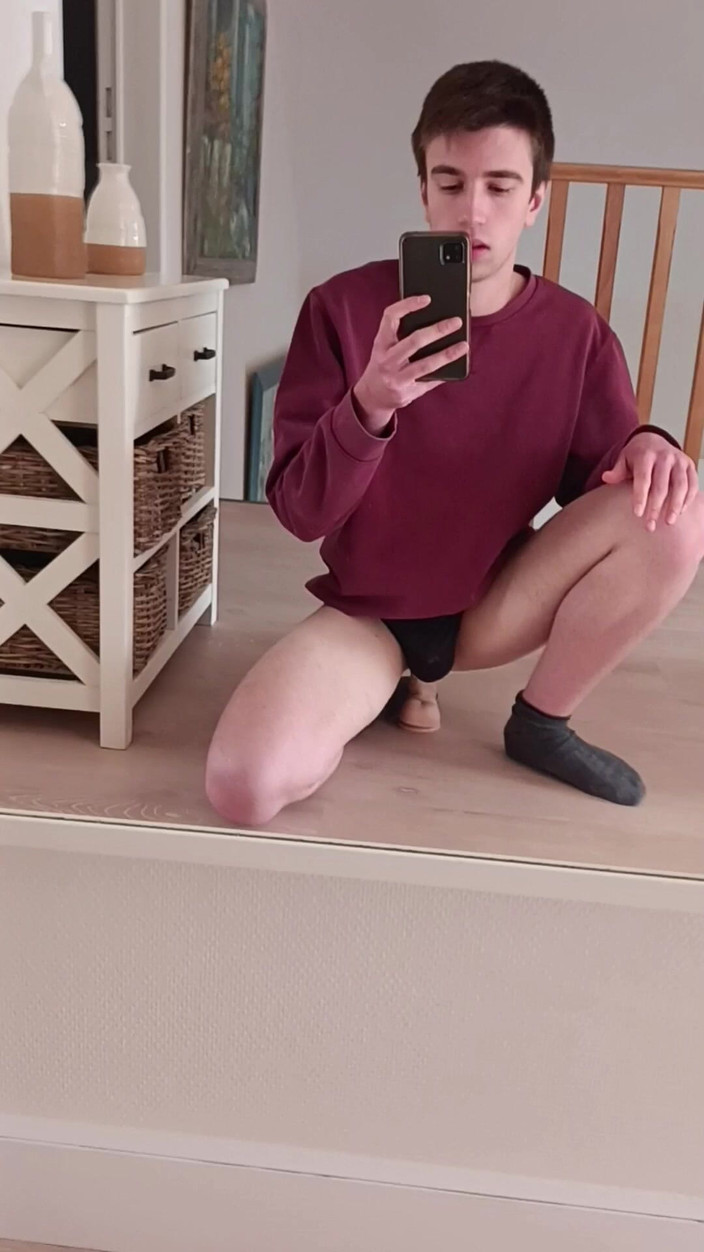 Gryiia: Wer will mich ficken?