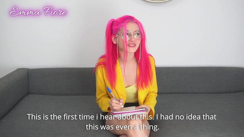 Emma Fiore: Min slampiga student psykoanalyserar min kuk (virtuellt sex) - Emma Fiore