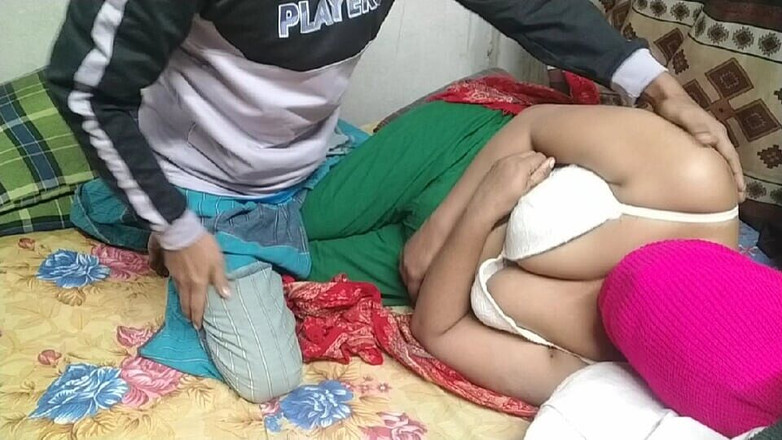 Hot_wife999: Suami isteri desi kampung bercinta panas